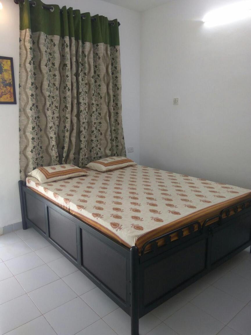 Calangute Cosy 1 Bhk Apartment Bilik gambar